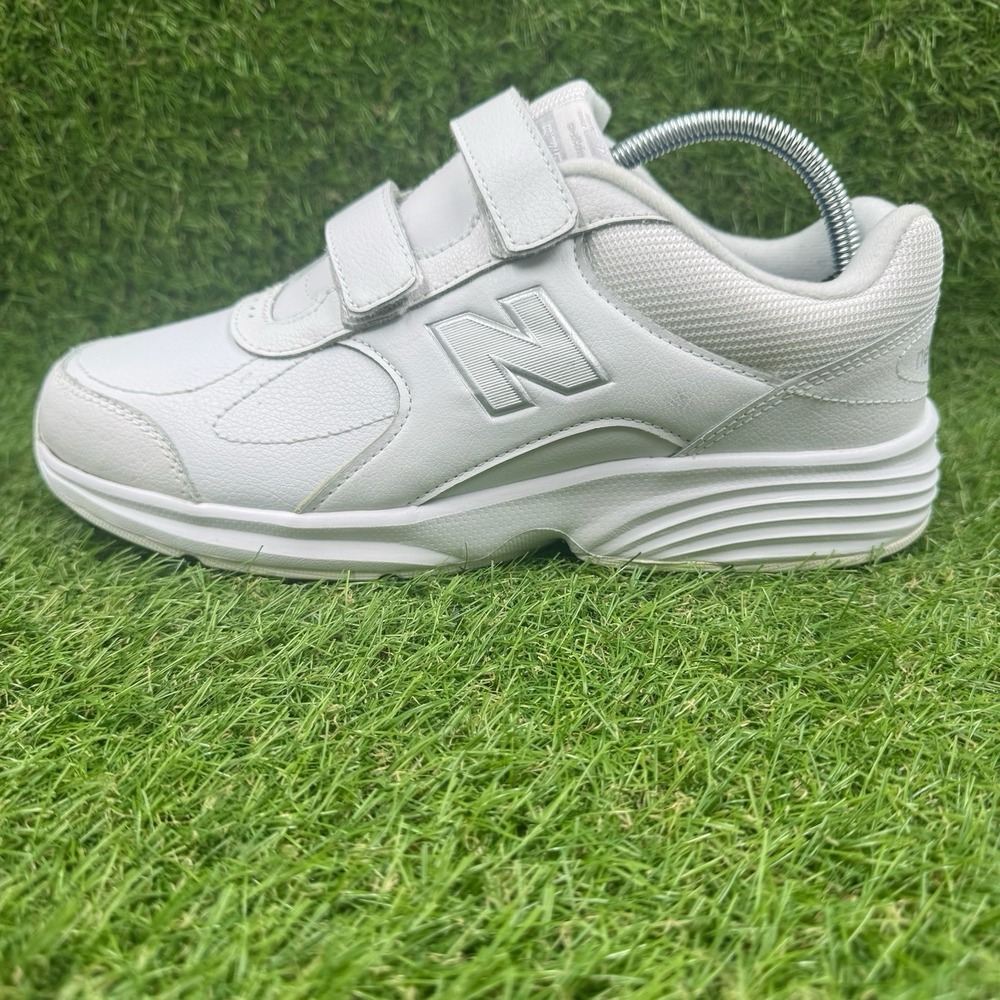 New Balance 575 V2 Mens Size 8 4E Wide White Hook & Loop Walking Sneakers Shoes